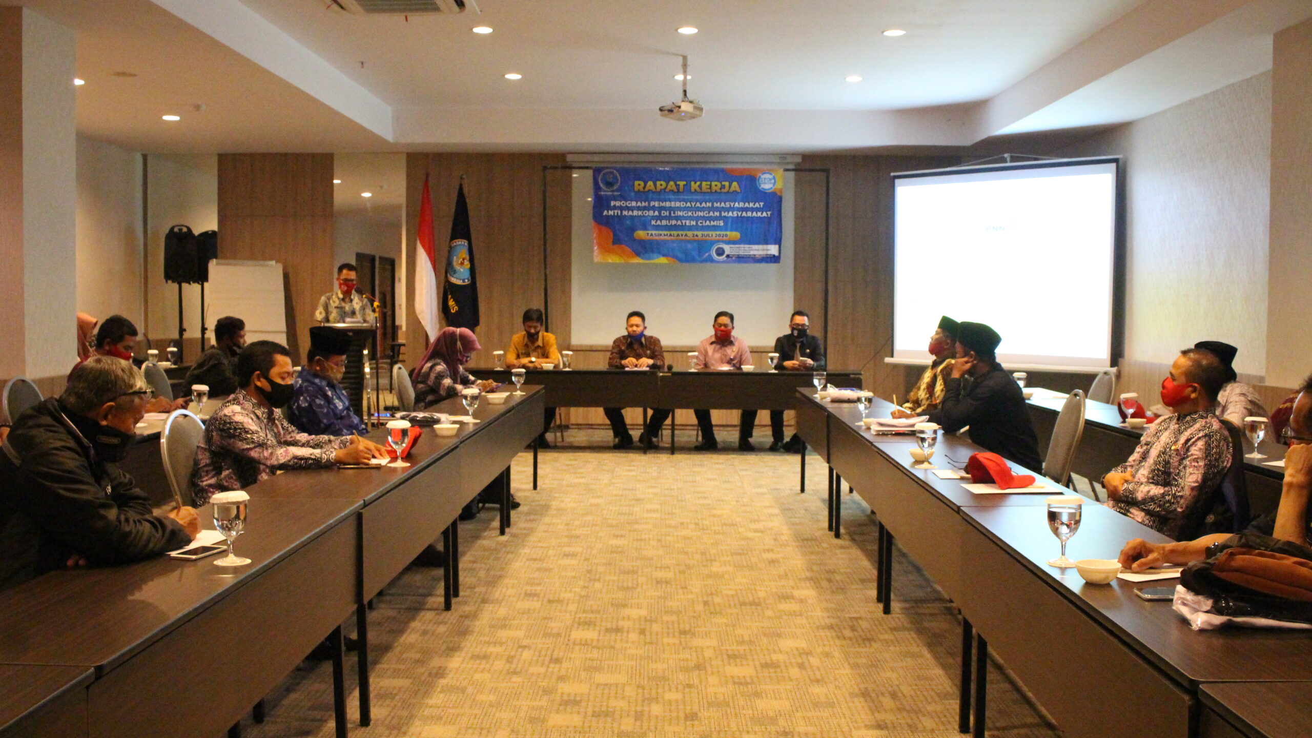 BNNK Ciamis Gelar Rapat Kerja (Raker) Program Pemberdayaan Masyarakat Anti Narkoba Di Lingkungan Masyarakat BNNK Ciamis Gelar Rapat Kerja (Raker) Program Pemberdayaan Masyarakat Anti Narkoba Di Lingkungan Masyarakat