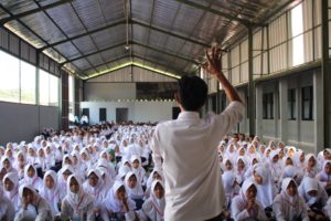 Gandeng BNNK Ciamis, SMKN 1 Kawali Bekali Siswa Baru Dengan Sosialisasi Bahaya Narkoba