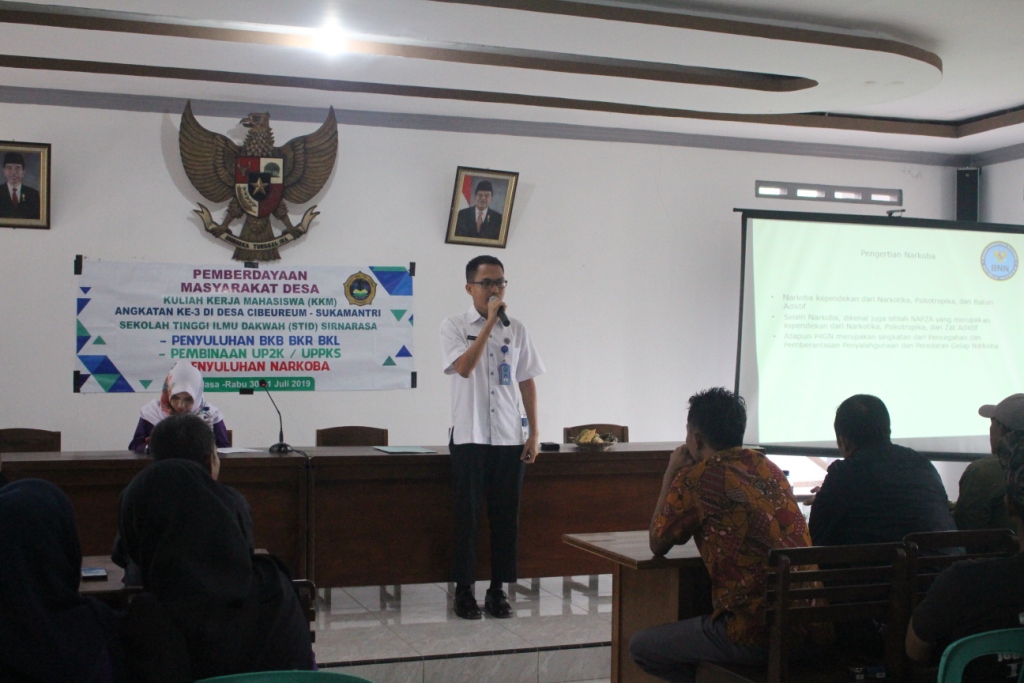 STID Sirnarasa Gelar Penyuluhan Bahaya Narkoba Di Desa Cibeureum Kecamatan Sukamantri STID Sirnarasa Gelar Penyuluhan Bahaya Narkoba Di Desa Cibeureum Kecamatan Sukamantri
