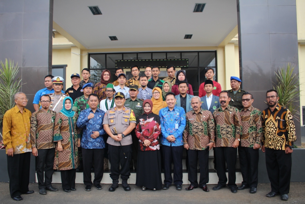 Polres Banjar Launching Program “Citanduy” (Cinta NKRI, Anti Narkoba, Disiplin Lalu lintas Uuy) Polres Banjar Launching Program “Citanduy” (Cinta NKRI, Anti Narkoba, Disiplin Lalu lintas Uuy)