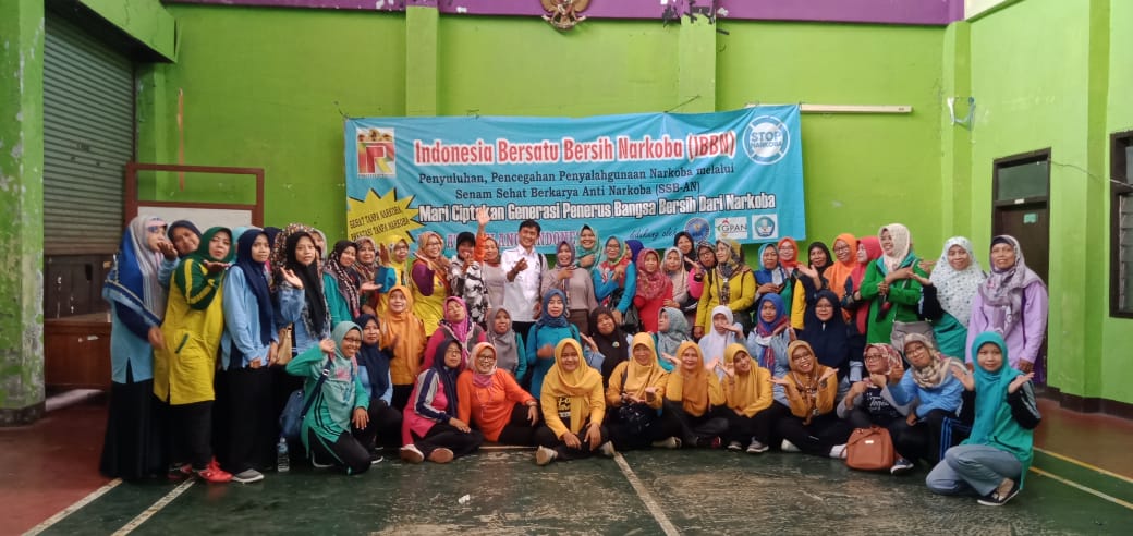 Serentak di Lima Tempat Gelar Sosialisasi Tentang Bahaya Narkoba Serentak di Lima Tempat Gelar Sosialisasi Tentang Bahaya Narkoba