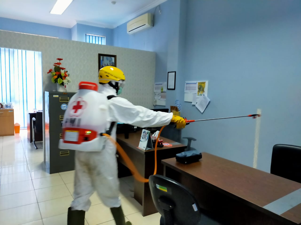Penyemprotan Disinfektan Di BNNK Ciamis Antisipasi Penyebaran Covid-19 Penyemprotan Disinfektan Di BNNK Ciamis Antisipasi Penyebaran Covid-19
