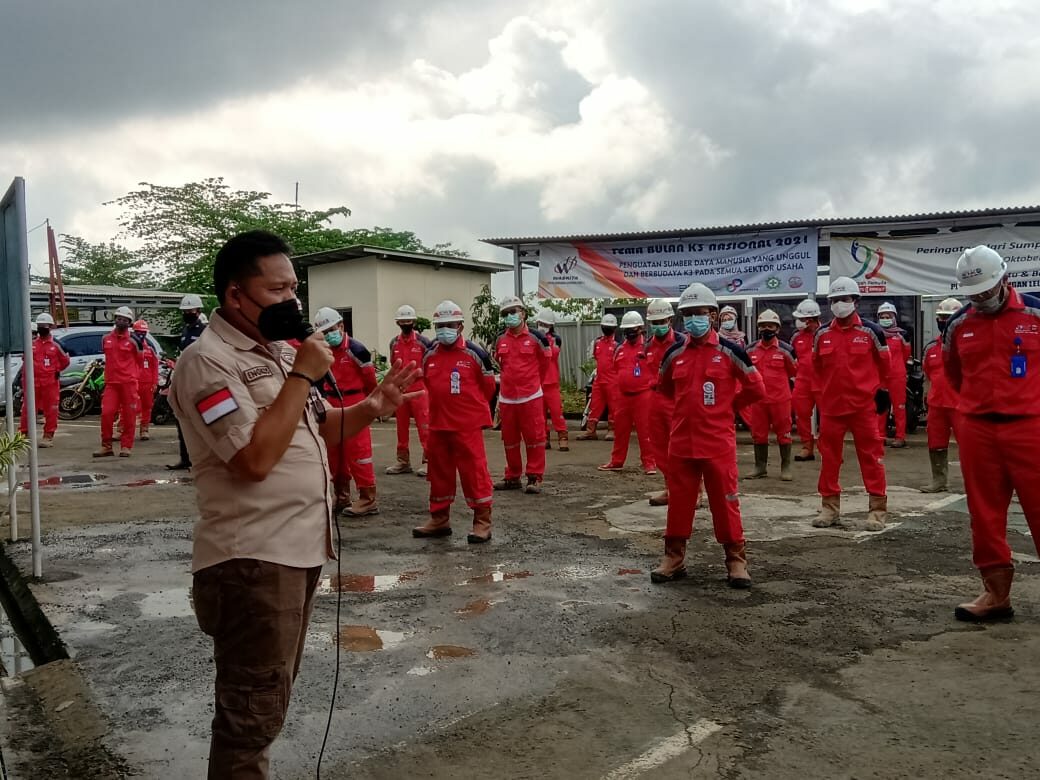 Waskita-HK-BRP KSO Gelar Sosialisasi Tentang Bahaya Narkoba Dan Test Urine Narkoba Pegawai Proyek Pembangunan Bendungan Leuwikeris Paket 4 Waskita-HK-BRP KSO Gelar Sosialisasi Tentang Bahaya Narkoba Dan Test Urine Narkoba Pegawai Proyek Pembangunan Bendungan Leuwikeris Paket 4