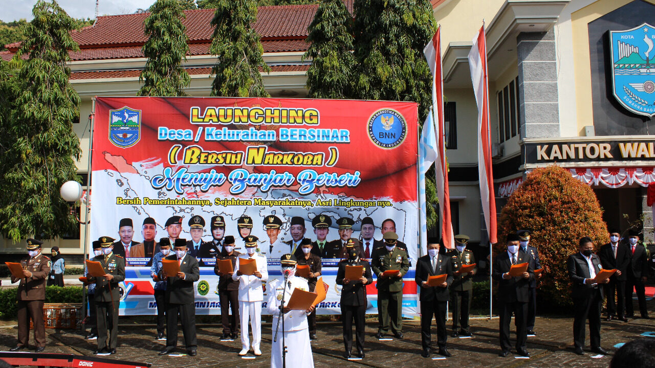 Pemerintah Kota Banjar Launching Desa Bersinar (Bersih Narkoba) Di Peringatan Hari Jadi Kota Banjar Ke - 18 Pemerintah Kota Banjar Launching Desa Bersinar (Bersih Narkoba) Di Peringatan Hari Jadi Kota Banjar Ke – 18