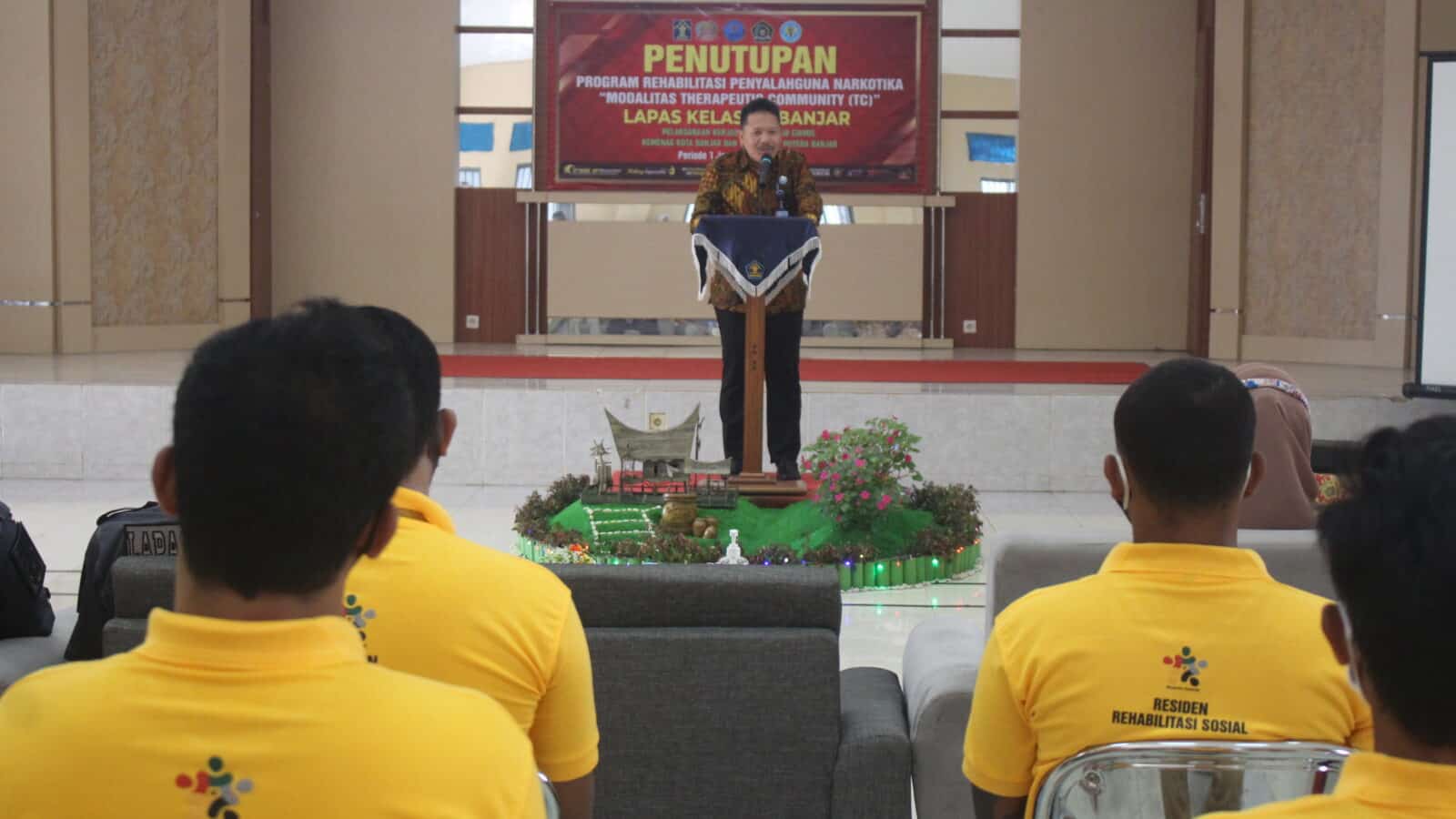 BNNK Ciamis Hadiri Penutupan Kegiatan Program Rehabilitasi Penyalahgunaan Narkotika Modalitas Therapeutic Community (TC) Di Lapas Banjar