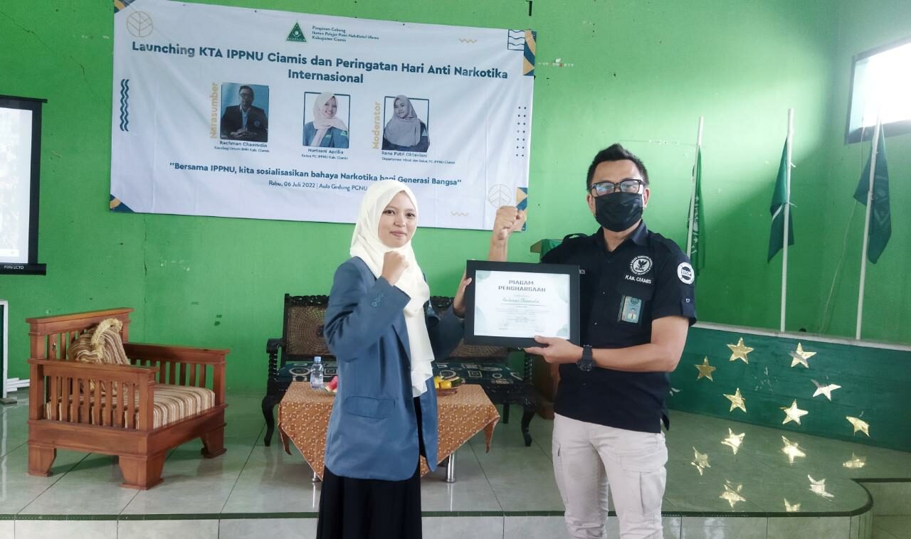 BNNK Ciamis dan IPPNU Ciamis Gelar Seminar Hari Anti Narkotika Internasional sekaligus Launching KTA sebagai Tanda Legalitas Anggota BNNK Ciamis dan IPPNU Ciamis Gelar Seminar Hari Anti Narkotika Internasional sekaligus Launching KTA sebagai Tanda Legalitas Anggota