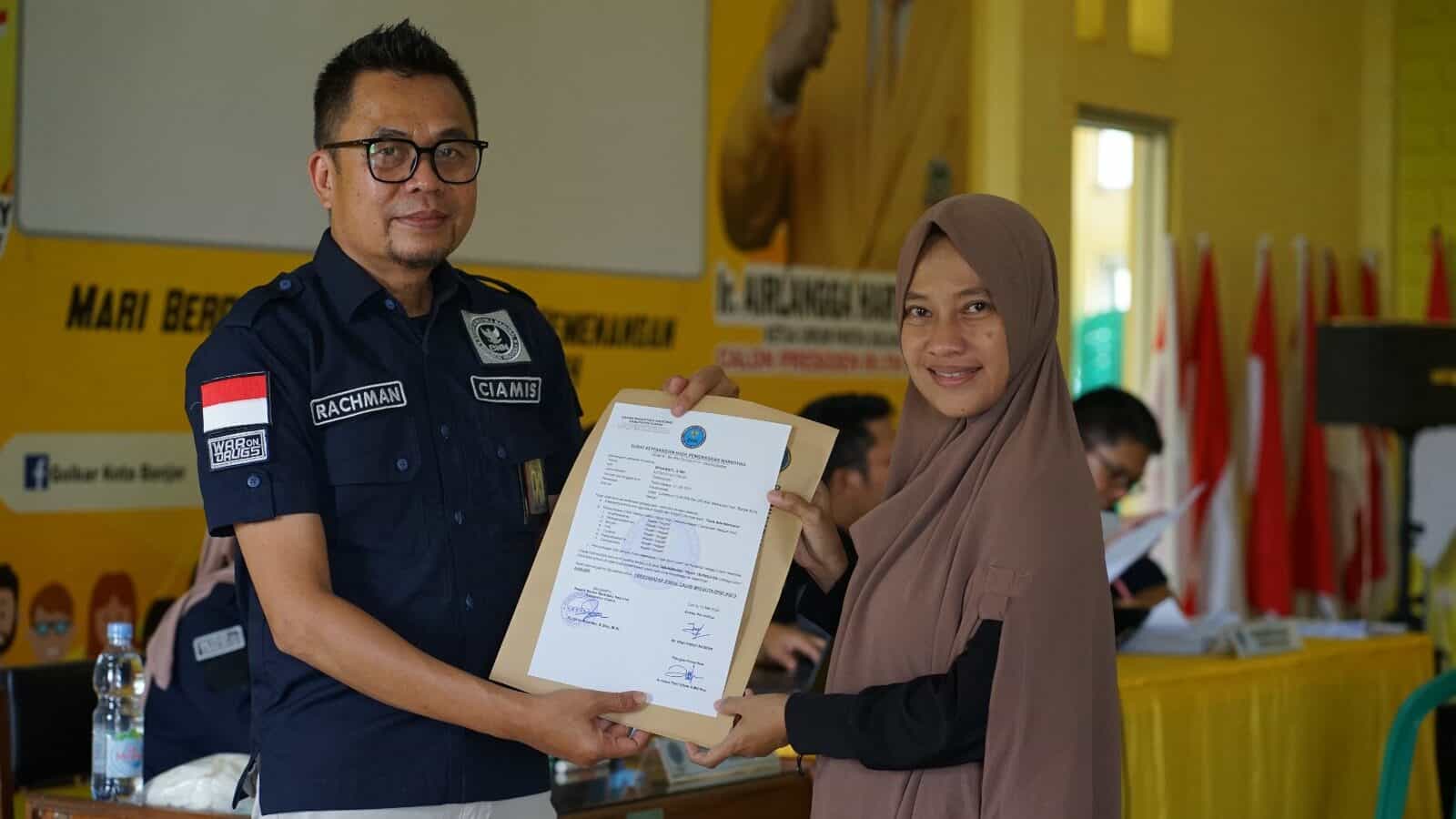 Belasan Bakal Caleg Partai Golongan Karya (Golkar) di Kota Banjar Lakukan Tes Urine, Berikut Hasilnya… Belasan Bakal Caleg Partai Golongan Karya (Golkar) di Kota Banjar Lakukan Tes Urine, Berikut Hasilnya…