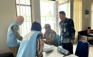 Pemberdayaan Masyarakat Anti Narkoba melalui Tes Urine terhadap perangkat Desa Cisadap Kecamatan Ciamis dan Perangkat Desa Bendasari Kecamatan Sadananya