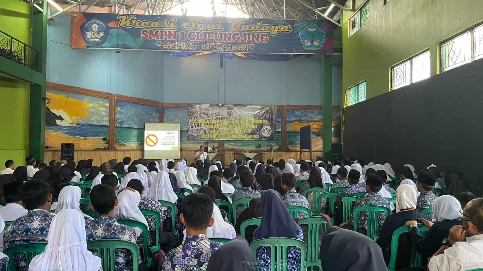 Pencegahan Perundungan dan Pencegahan Penyalahgunaan Narkotika Bagi Peserta Didik Jenjang SMP Pencegahan Perundungan dan Pencegahan Penyalahgunaan Narkotika Bagi Peserta Didik Jenjang SMP