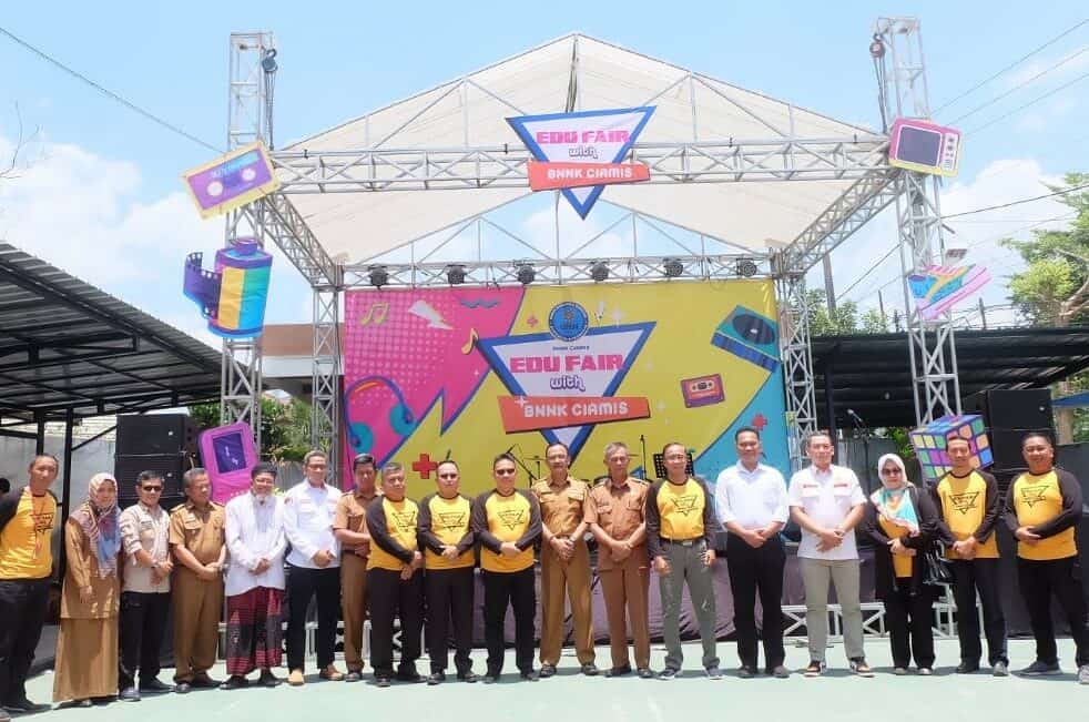 Melalui Pagelaran Seni, BNN Kabupaten Ciamis Kampayekan Pencegahan Bahaya Narkoba Melalui Pergelaran Seni, BNN Kabupaten Ciamis Kampayekan Pencegahan Bahaya Narkoba