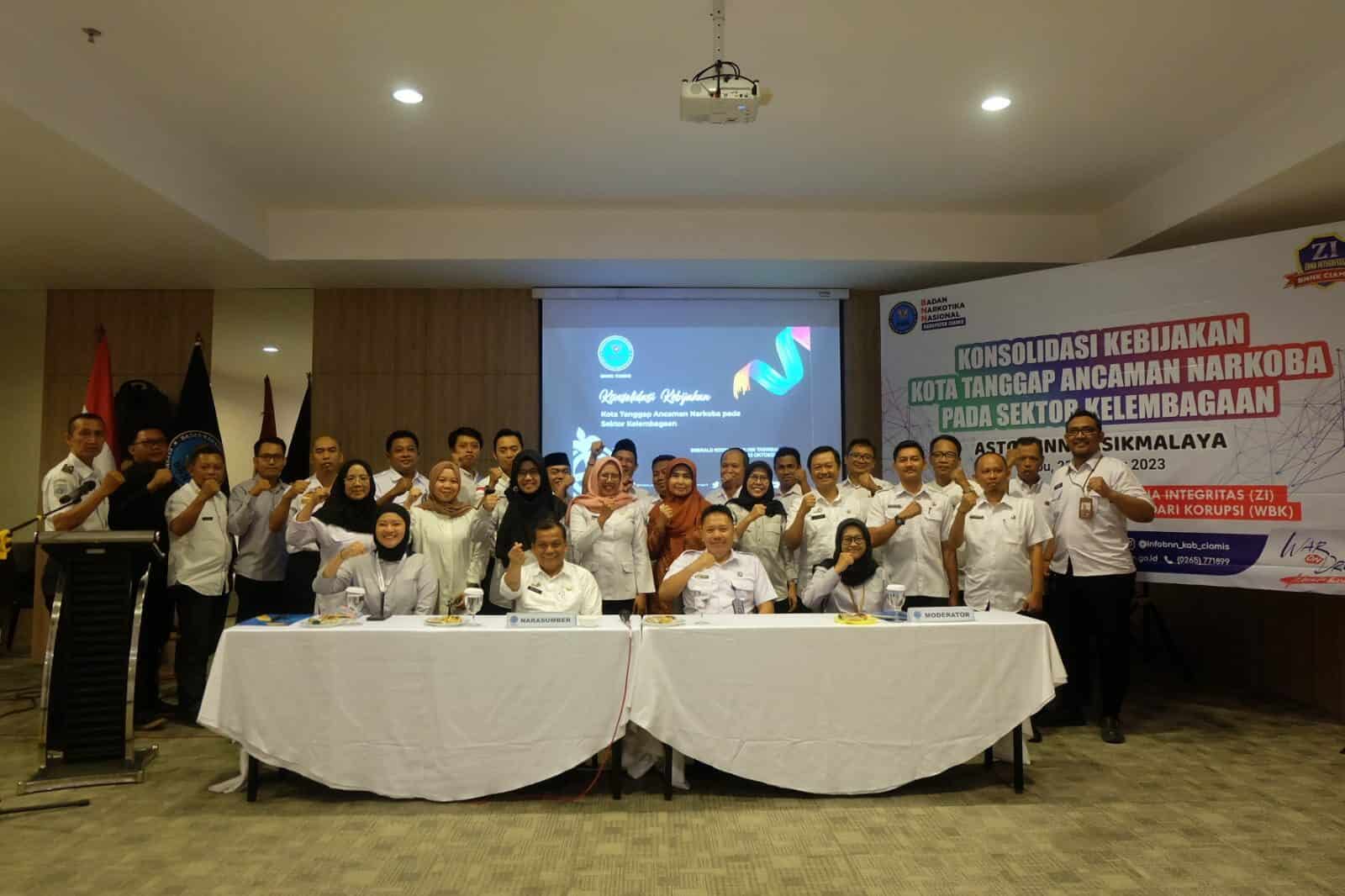 Perkuat Komitmen dan Sinergi, BNNK Ciamis Gelar Konsolidasi Kebijakan Kota Tanggap Ancaman Narkoba Pada Sektor Kelembagaan. Perkuat Komitmen dan Sinergi, BNNK Ciamis Gelar Konsolidasi Kebijakan Kota Tanggap Ancaman Narkoba Pada Sektor Kelembagaan.