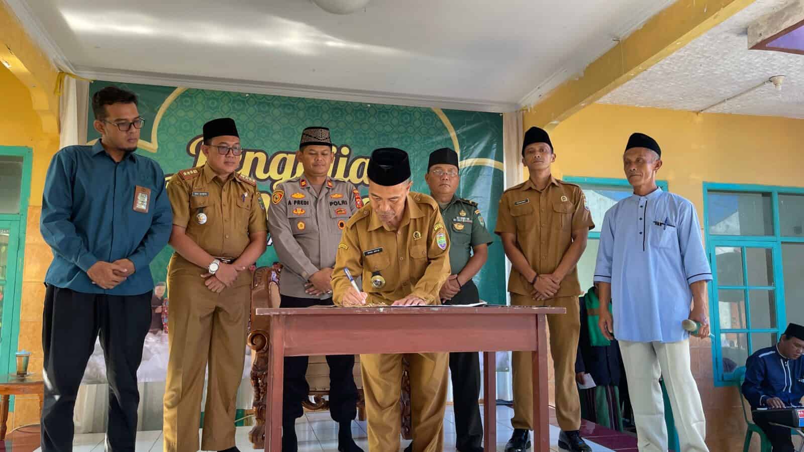 Deklarasi Desa Bersinar Pasirtamiang Wujudkan Langkah Nyata Perangi NARKOBA Deklarasi Desa Pasirtamiang Bersinar (Bersih Narkoba)
