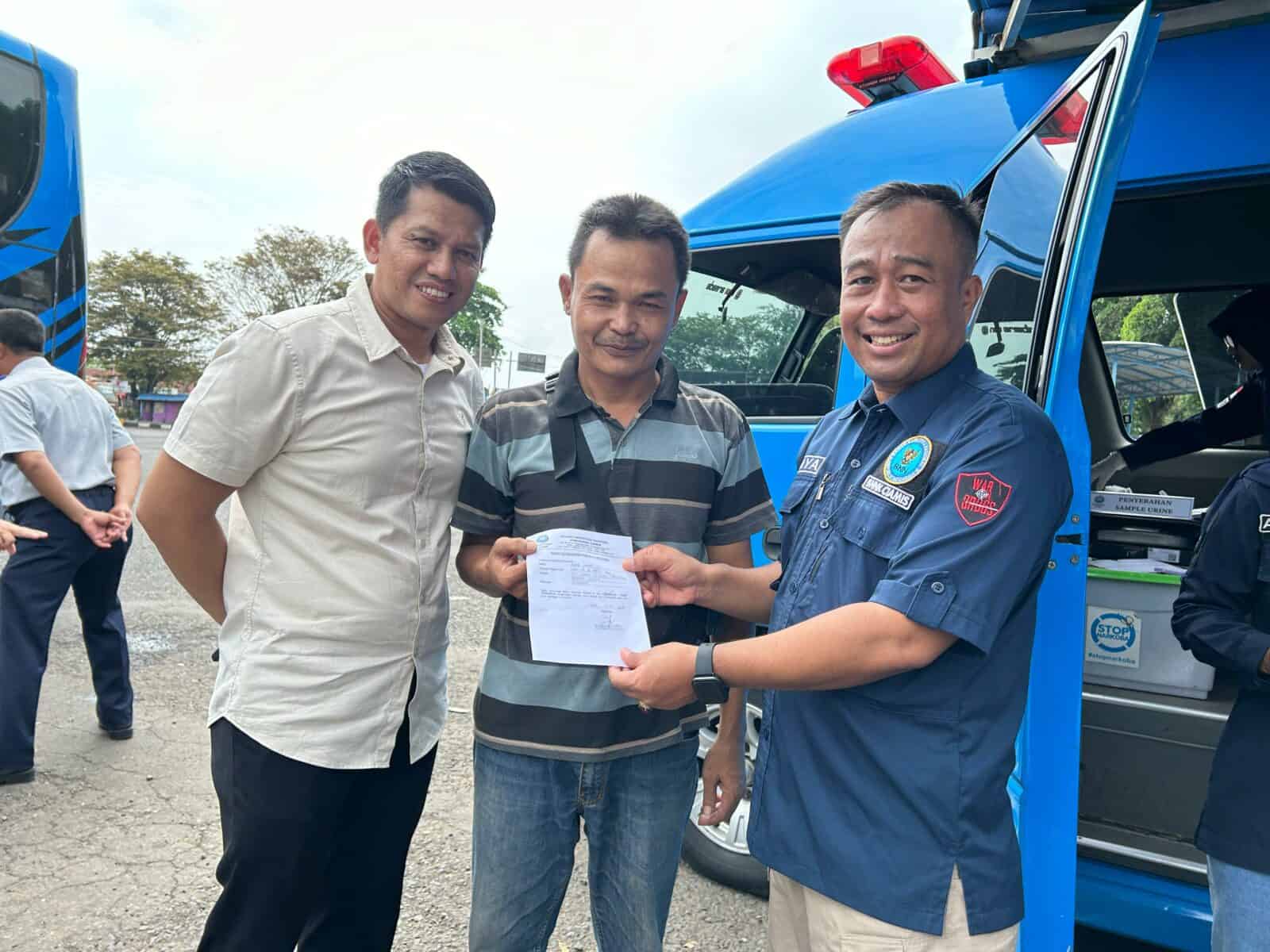 Ramp Chek dan Test Urine Bagi Awak Angkutan Umum Dalam Rangka Penanganan Pengamanan Arus Mudik Angkutan Lebaran 1445 Hijriah/Tahun 2024