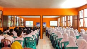 Sosialisasi Penanganan dan Pencegahan Bahaya Narkoba, Wujudkan Generasi Alpha Bersinar (Bersih Narkoba)